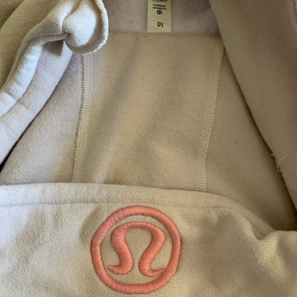 Lululemon Scuba Hoodie sz 10 cream and white - Picture 2 of 4
